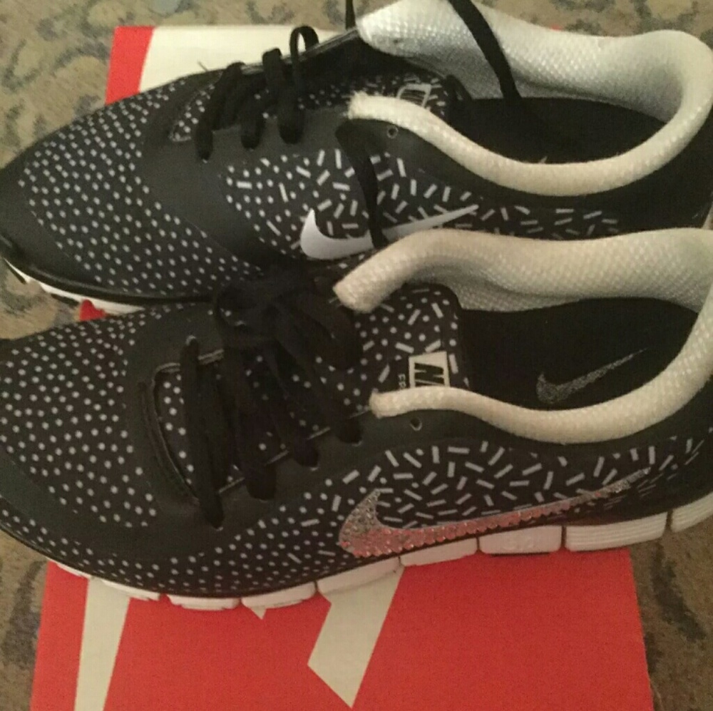 Black and white Nike FLEX with 💎GLITTER💎 swish